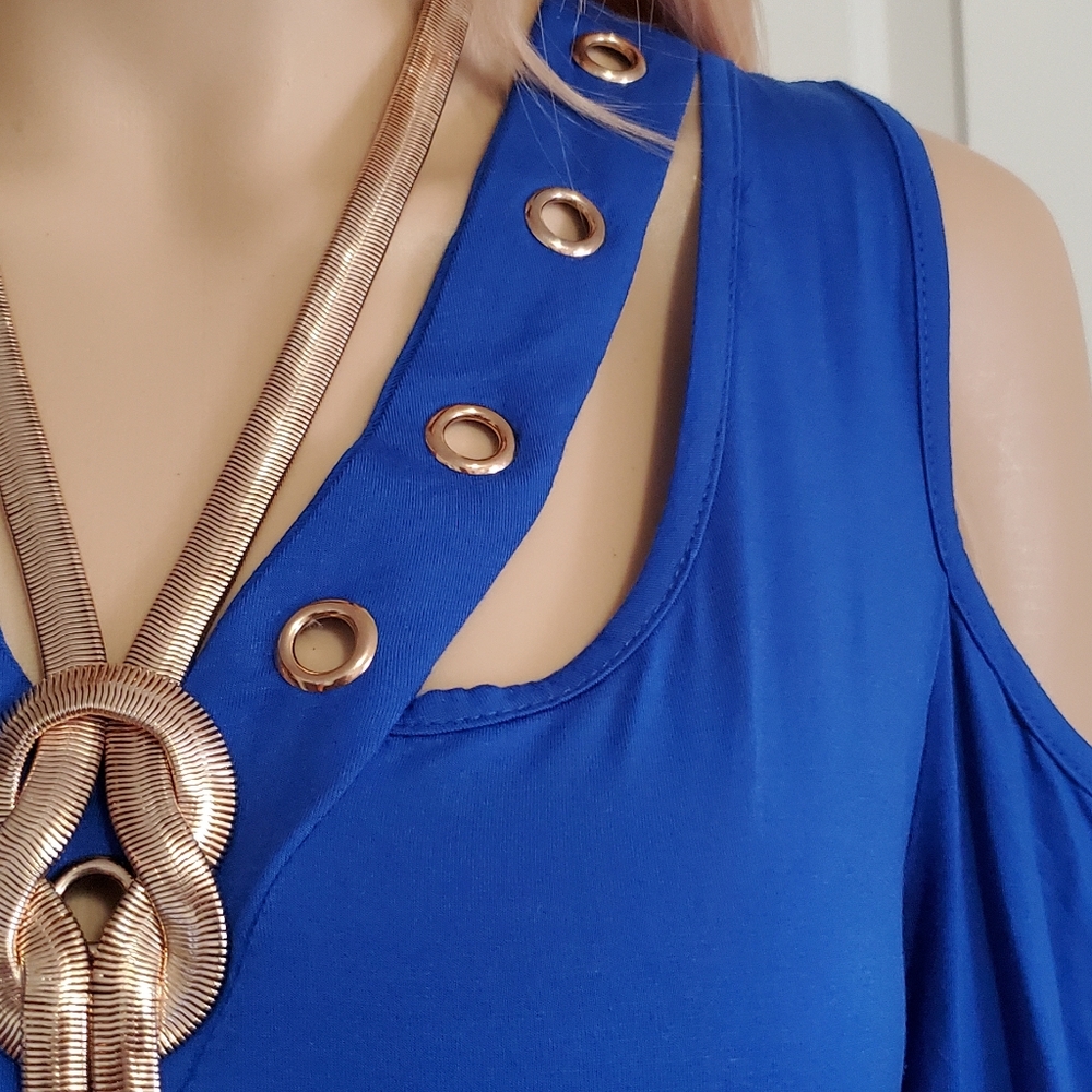 Ladies blouse - Picture 3 of 3